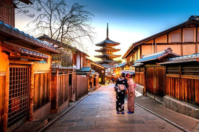 Private Kyoto Customizable Day Tour with English Speaking Driver - Kinkaku-ji offers Kyoto’s quickest famous photograph
