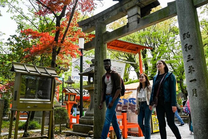 Private Kyoto Tour with a Local, Highlights & Hidden Gems, Personalised - Fushimi Inari and the choice between a shrine visit and a hike