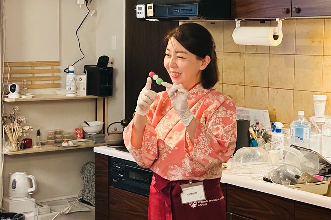 Private Mochi Sweets Making class near Shibuya area - Why the $79.28 price can make sense