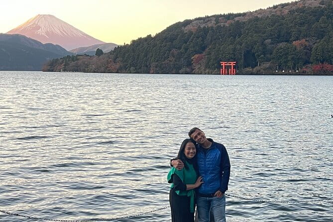Private Tour - Hakone Day Trip! A Tour to Explore All Must-Sees! - Hakone Ropeway and Owakudani’s volcanic ground