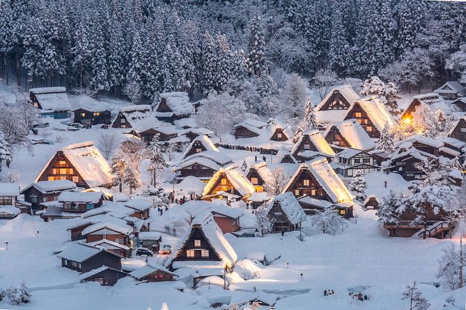 Private Tour Kanazawa, Shirakawago, Hida Furukawa,Takayama - Shirakawago: the reason to get up early