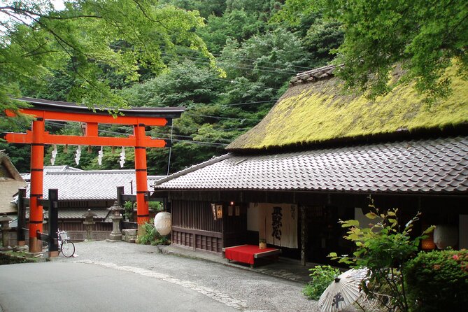 Private Walking Tour in Bamboo Forest & Hidden Spots in Arashiyama - Starting at Saga-Arashiyama Station