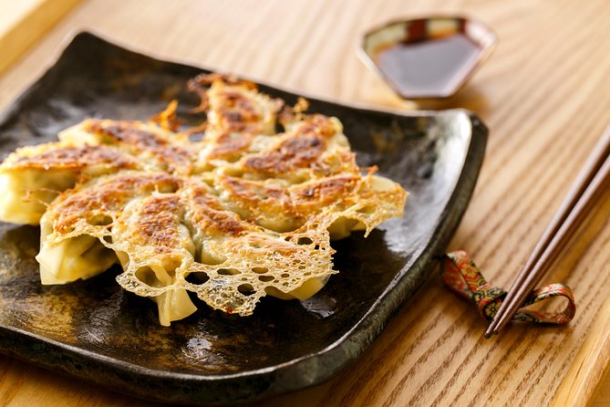 Ramen & Gyoza Cooking Class in Tokyo with Local Supermarket Visit - The 10:00 meeting and the short introduction