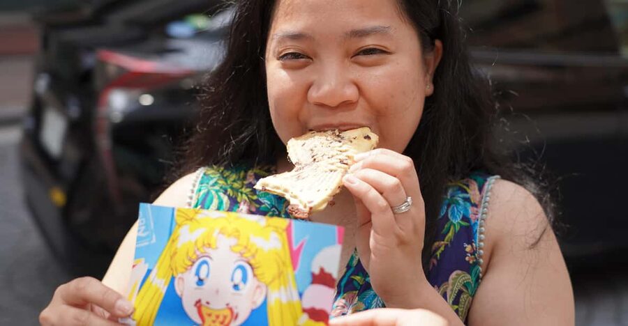 Sailor Moon Tour in Azabujuban, Tokyo - Ending at a tarot bar or Japanese izakaya