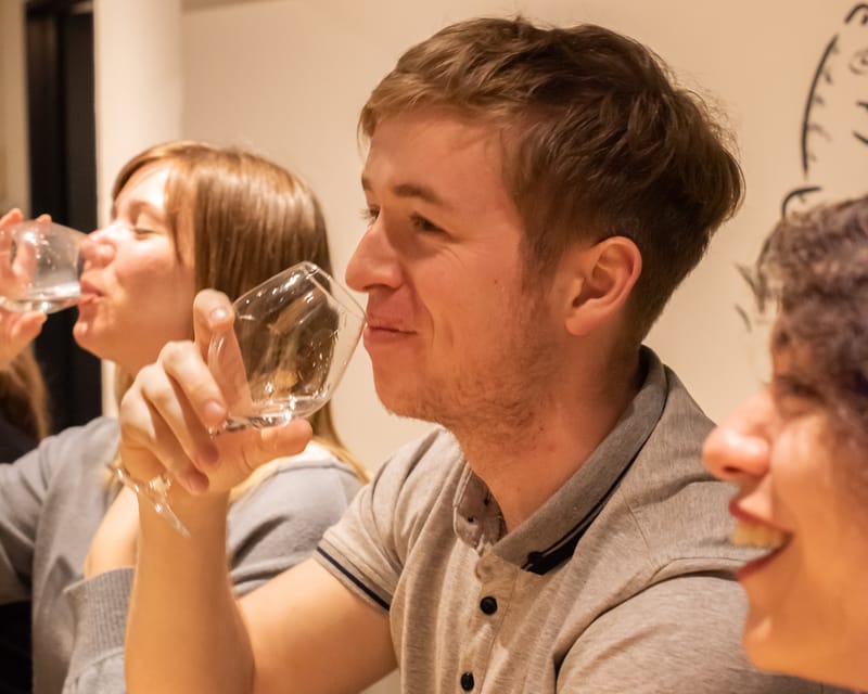 Sake & Food Pairing with Sake Professional - The guide makes the difference