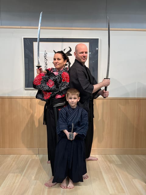 SAMURAI EXPERIENCE in Tokyo（Harajuku）【SAMURAI've】 - Finishing with a samurai photo session