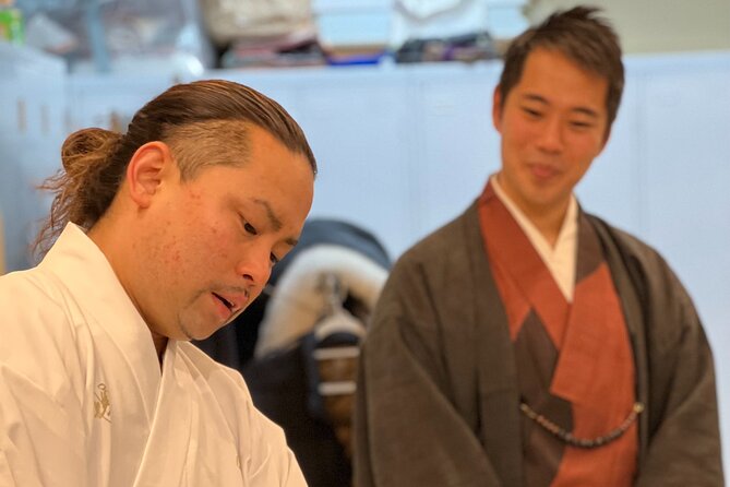 Samurai Training with Modern day Musashi in Kyoto - Watching Yushin-sensei perform