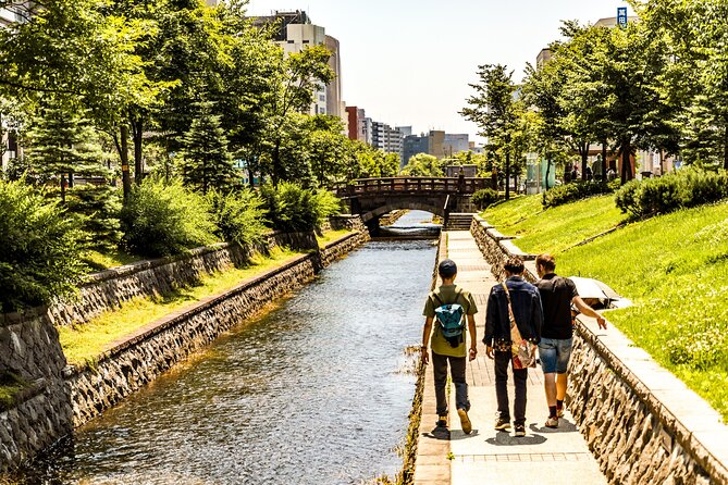 Sapporo Private Tour with a Local – Highlights & Hidden Gems - Sapporo Beer Museum and a taste of local culture