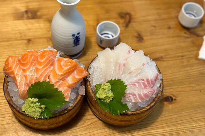 Shinjuku: Food Tour – 15 Dishes at 4 Eateries - The guides shape the whole evening