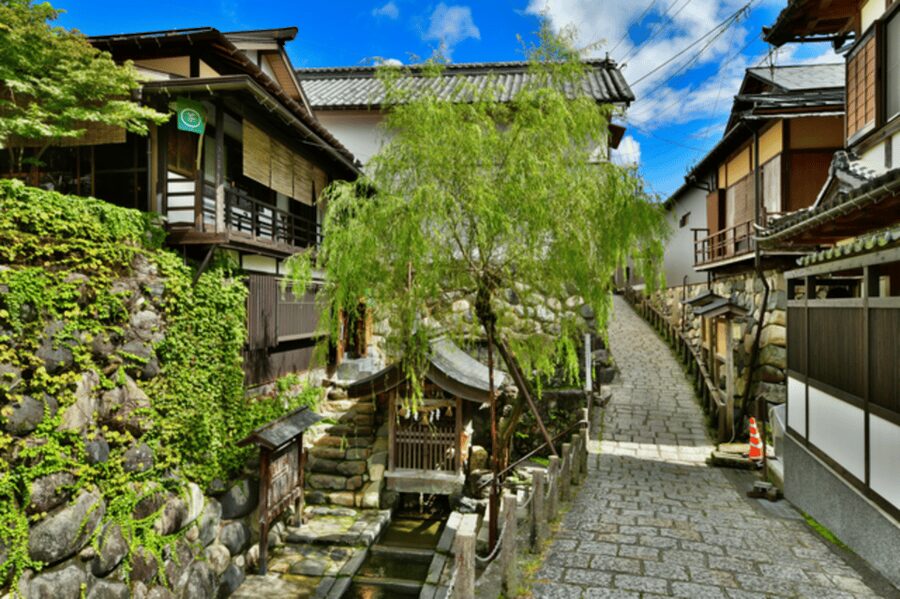 Shirakawago&HidaTakayama&GujoHachiman 1 Day Tour from Nagoya - Should You Book This Tour?