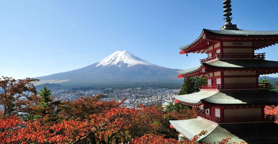 Sightseeing Day Trip to Mount Fuji and Hakone Green Number - Mount Fuji 5th Station and the limits of weather