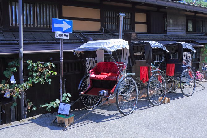 Takayama and Shirakawago/Photoshoot by professional photographer - What the photographer actually adds