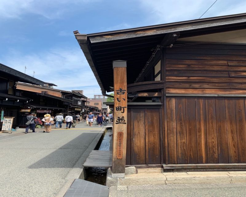 Takayama: Edo-Period Old Town Walking Tour - Is $43 good value for 45 minutes?