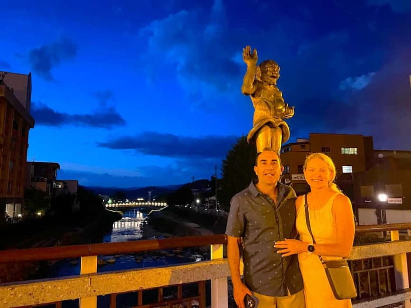 Takayama: Private Night Walking Tour with Dinner - Sanmachi-suji and Takayama’s Wooden Streets