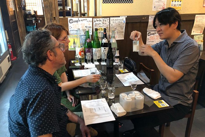 Tasting All Types of Sake with Sommelier - From Shinjuku streets to a small sake bar