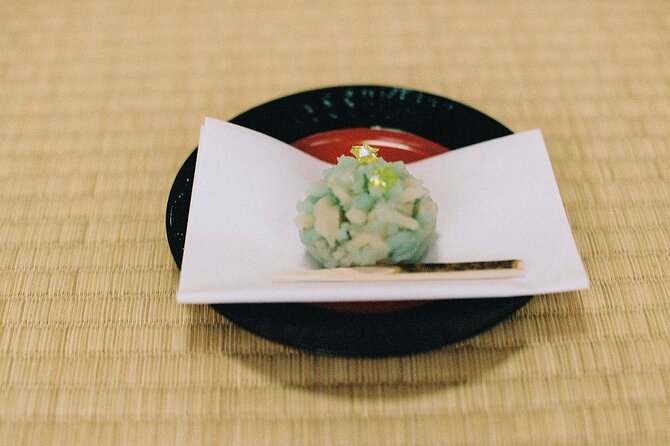 Tea ceremony by the tea master in Kyoto SHIUN AN - Floor seating, stairs, and comfort