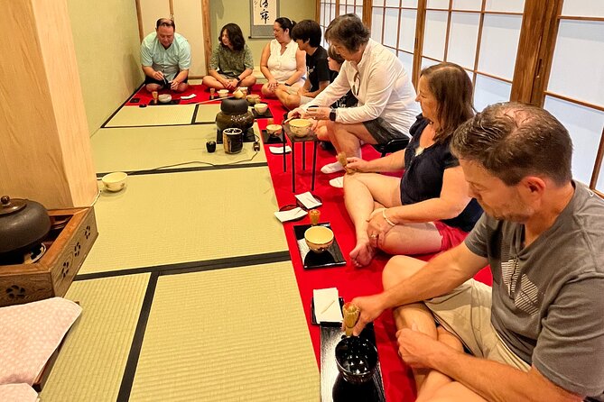 Tea Ceremony Experience in Osaka Doutonbori - Finding the meeting point in Dotonbori