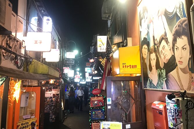 The Dark Side of Tokyo - Night Walking Tour Shinjuku Kabukicho - Godzilla Head and the neon streets
