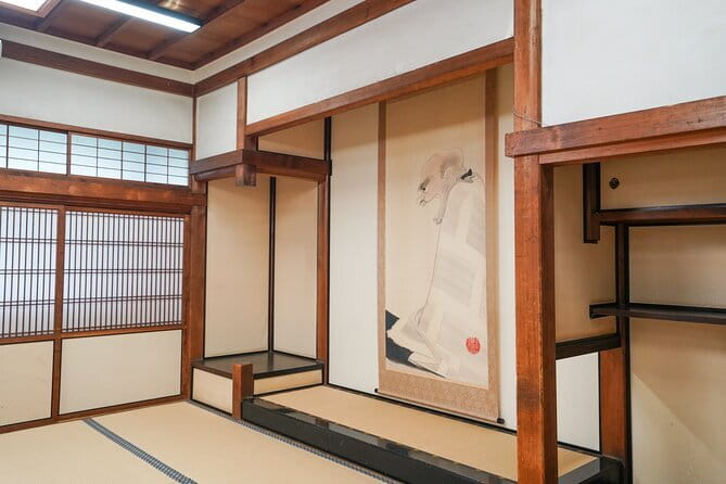 The Way of Tea: Kyoto Crafts, Hidden Temples & Wabi-Sabi Walk - A quieter temple and garden