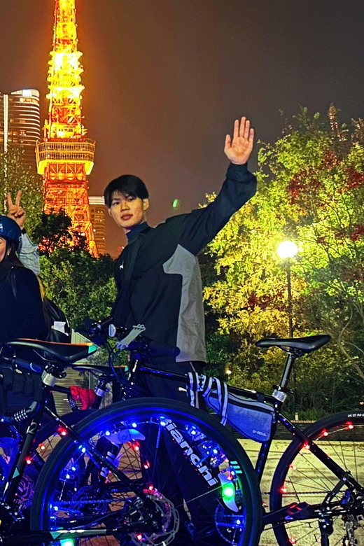 Tokyo: 2-Hour Night Bike Tour of the City's Hidden Gems - Roppongi’s glass towers and bright design
