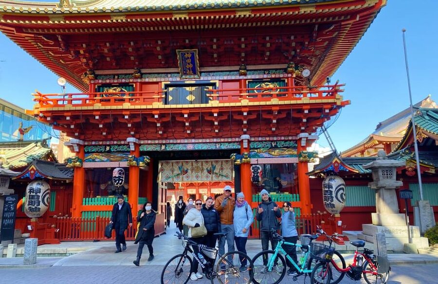 Tokyo: 3-Hour Bike or E-Bike Tour of City's Hidden Gems - The Imperial Palace and Ōte-mon Gate