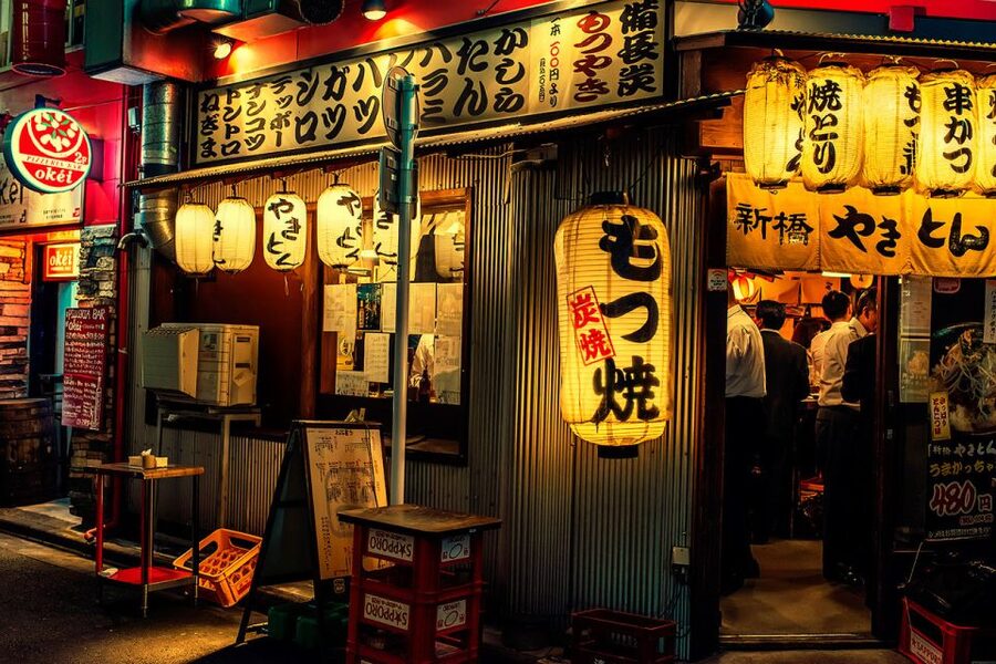 Tokyo: 3-Hour Food Tour of Shinbashi at Night - Starting at the steam engine by Hibiya Exit