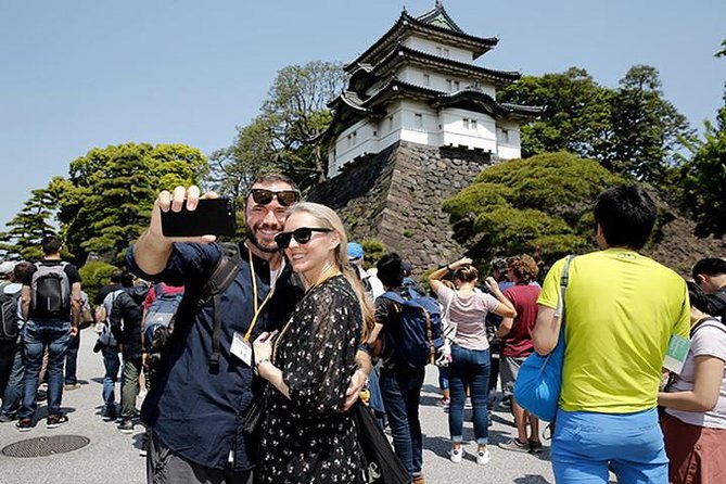 Tokyo 6hr Private Tour with Government-Licensed Guide - Shinjuku Gyoen and Tokyo’s garden breaks
