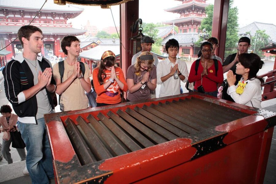 Tokyo: A Half-Day Trip Bus Tour in the Morning - Booking tips for a smoother day
