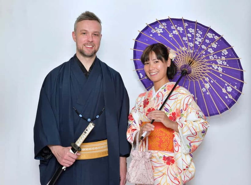 Tokyo: Asakusa Kimono Dressing and Matcha Experience - Choosing between a kimono and a yukata