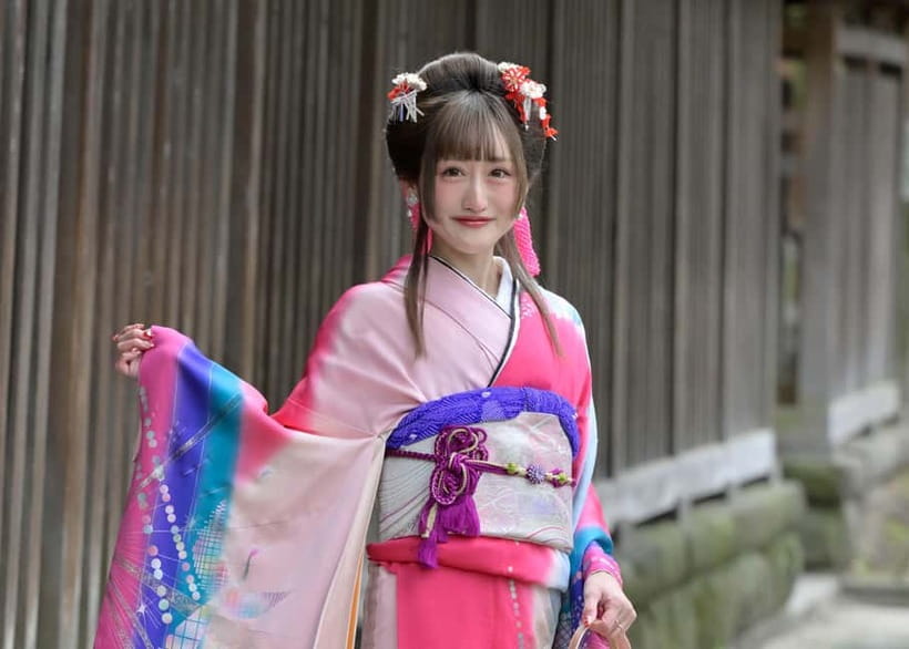Tokyo: Asakusa Kimono Dressing and Matcha Experience - The fitting takes patience