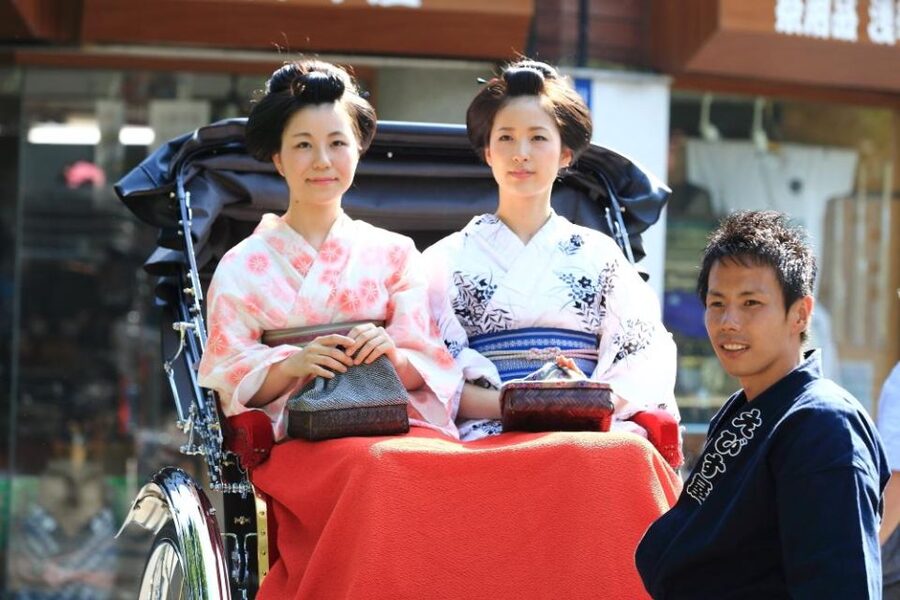 Tokyo: Asakusa Sightseeing Tour by Rickshaw - Why a Rickshaw Is a Good Way to Meet Asakusa