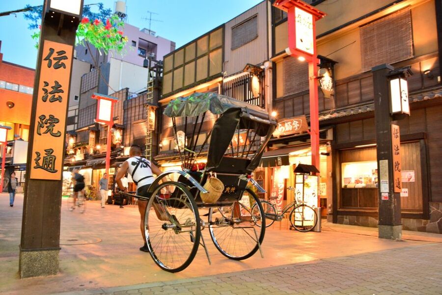 Tokyo: Asakusa Sightseeing Tour by Rickshaw - Choosing Between 30, 70, 90, and 120 Minutes