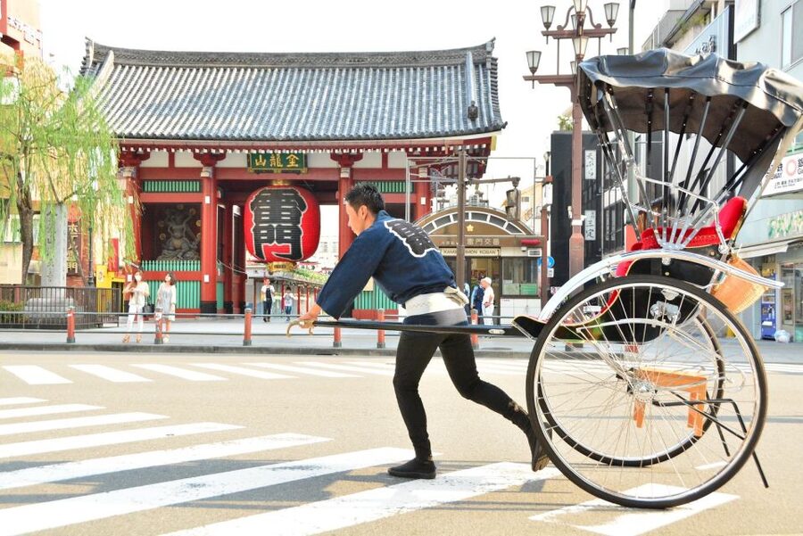 Tokyo: Asakusa Sightseeing Tour by Rickshaw - Sensoji, Asakusa Shrine, and the Rituals of the Temple District