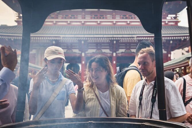 Tokyo: Asakusa Temple & Shrine Walking Tour with Local Guide - Nakamise Shopping Street, with help choosing what matters