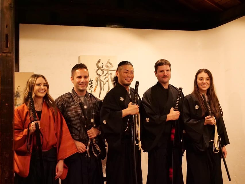 Tokyo : Authentic Samurai Experience in a Private Space. - Dressing in kimono before the sword lesson