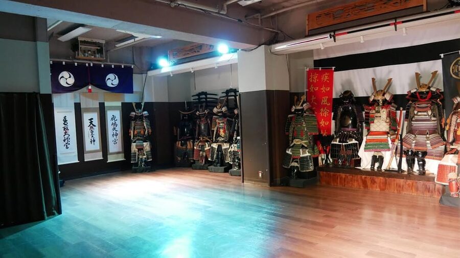 Tokyo: Best Samurai Experience - Costumes first, then a proper sword lesson