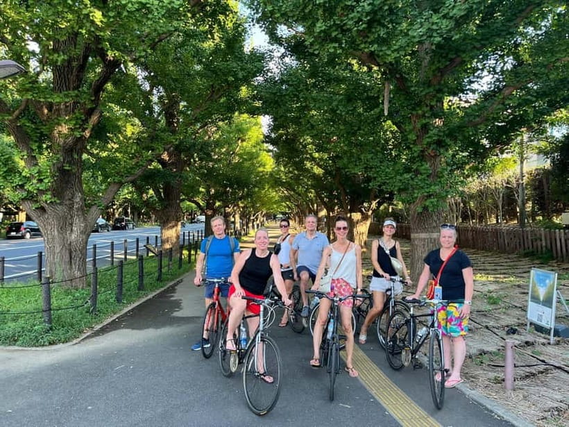 Tokyo Bike Tour: Shibuya, Harajuku & Hidden Gems - Harajuku, Omotesando, and Aoyama by bike