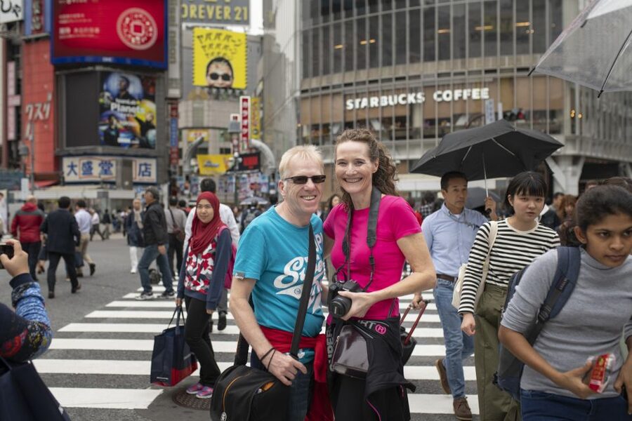 Tokyo: Custom Hidden Gems & Highlights Tour with Local Guide - Booking details that affect the day
