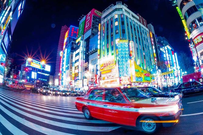 Tokyo Cyberpunk Street Photo Tour - Finishing at Shibuya Crossing