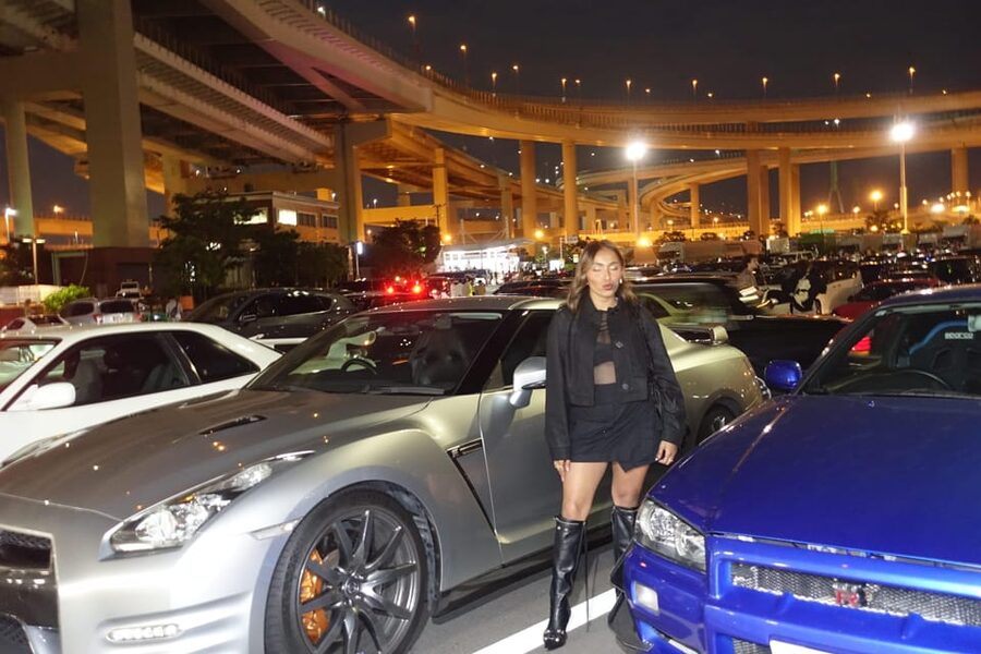 Tokyo: Daikoku Car Meet Tour at Night with JDM Guides - APIT, engines, parts, and weekday browsing