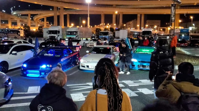 Tokyo: Daikoku JDM Car Meet in the Famous 303 600HP GTR R-35 - The car itself, and the rear-seat issue