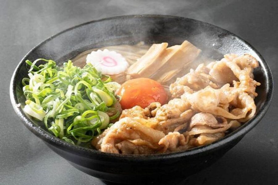 Tokyo: Easy Ramen Cooking Experience in Kabukicho, Shinjuku - Starting upstairs at Shinjuku Ale
