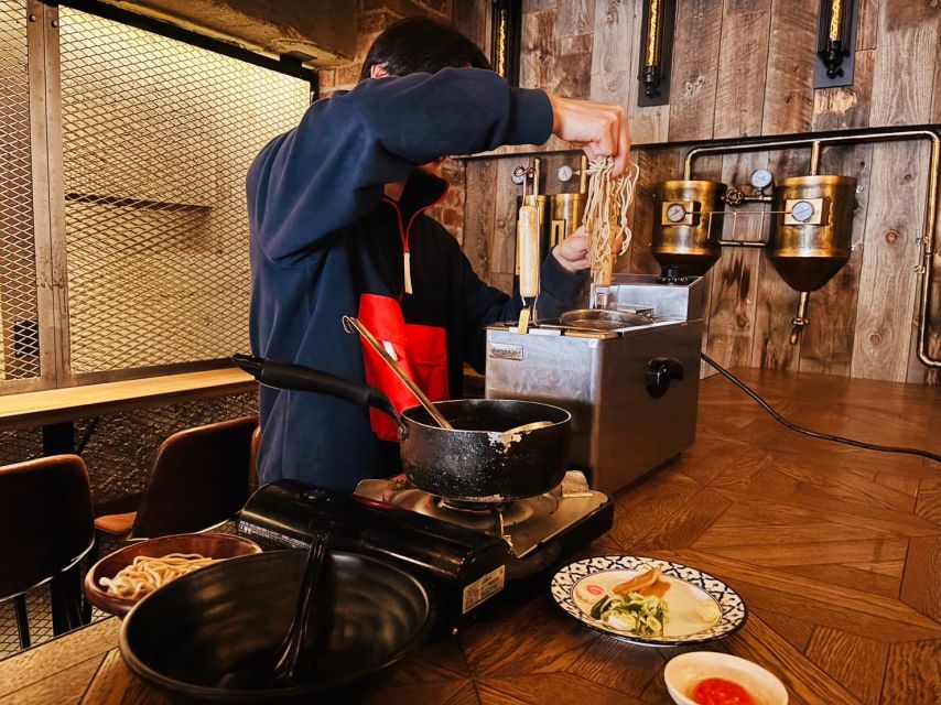 Tokyo: Easy Ramen Cooking Experience in Kabukicho, Shinjuku - Who should book this ramen class