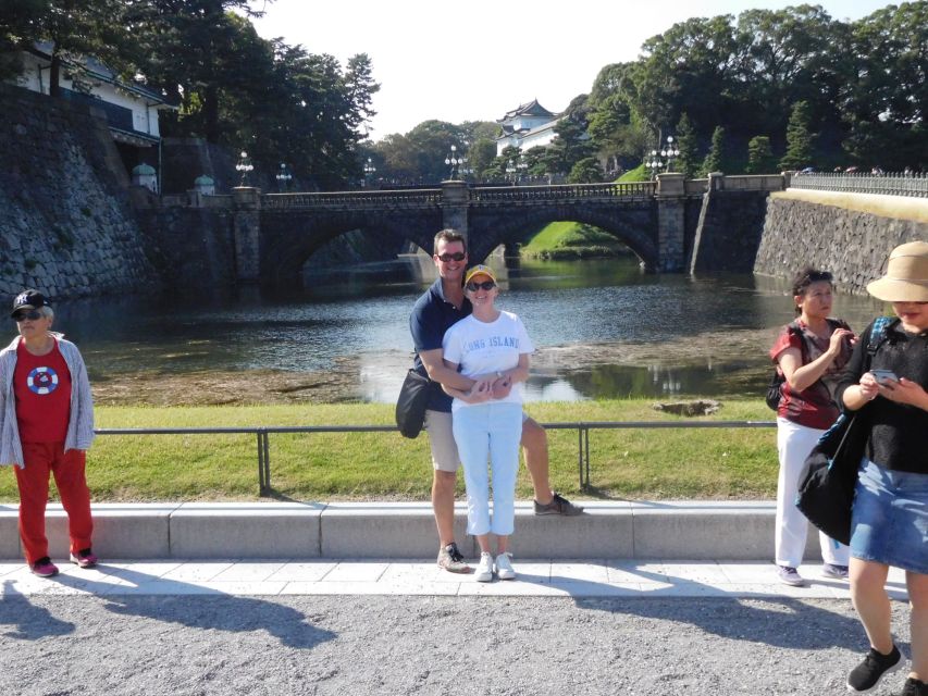 Tokyo: Full-Day Japanese Garden Private Guided Tour - What the guide adds to the day