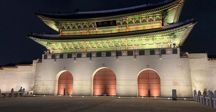 Tokyo Full Day Tour with a Local Expert Guide - Who should book this Tokyo tour?