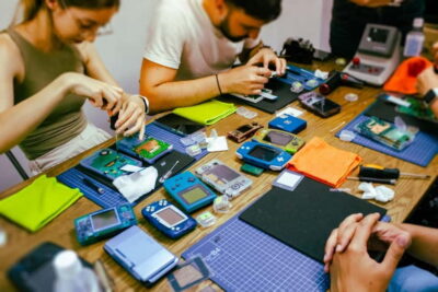 Gameboy Mod Workshop at Akihabara