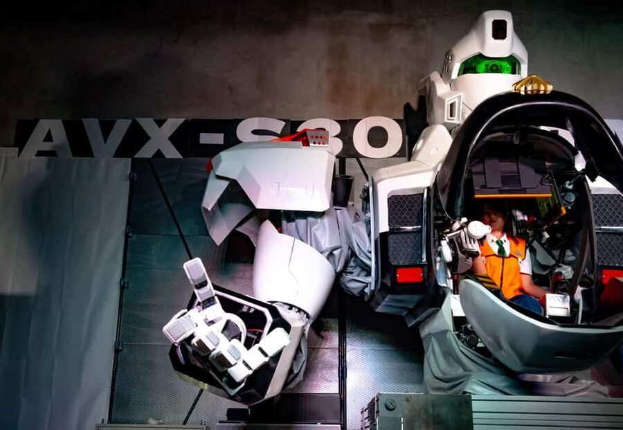 Tokyo: Giant Robot “Ingram” Factory Tour - The hand controls are the best part of the basic visit