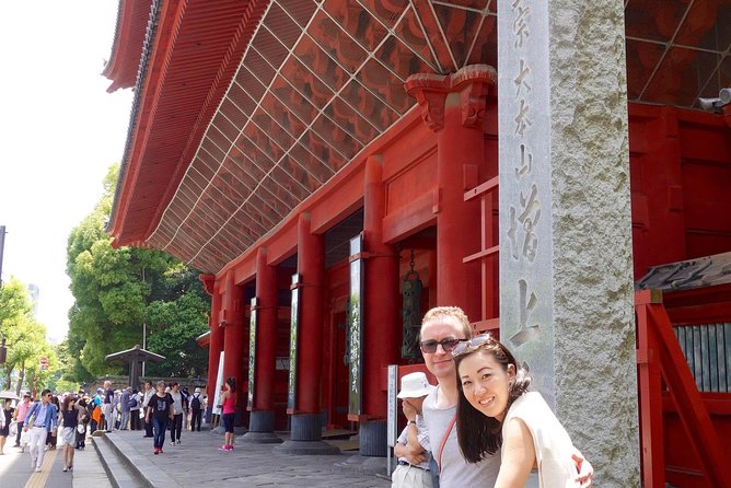 Tokyo Guided Small-Group Biking Tour - Buying lunch at a local supermarket