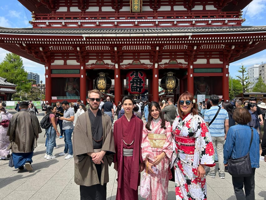 Tokyo: Imperial Palace and Shogun Walking Tour - The Imperial Palace area and the change from shogun to emperor