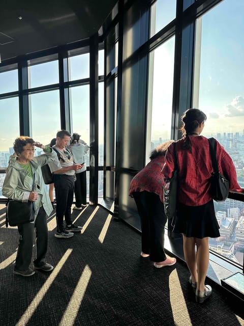 Tokyo: Imperial Palace, Sensō-ji Temple, & Tokyo Tower Tour - Meeting at Tokyo Station and Settling Into the Bus